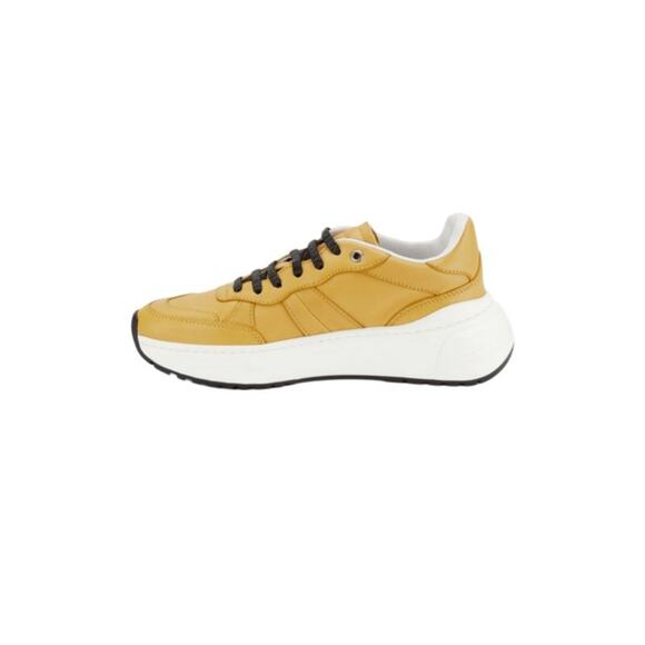 $895 NIB Bottega Veneta Yellow Leather Low Top Sneakers Size  display picture 3
